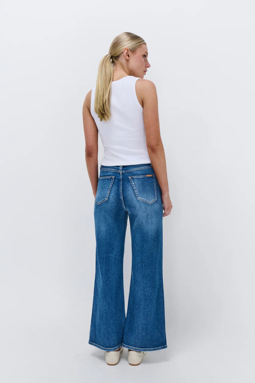 Skyla Jean - Dakota Wash