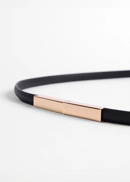 Black belt with rose gold clasp