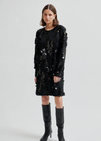 Glimmer Simple Dress