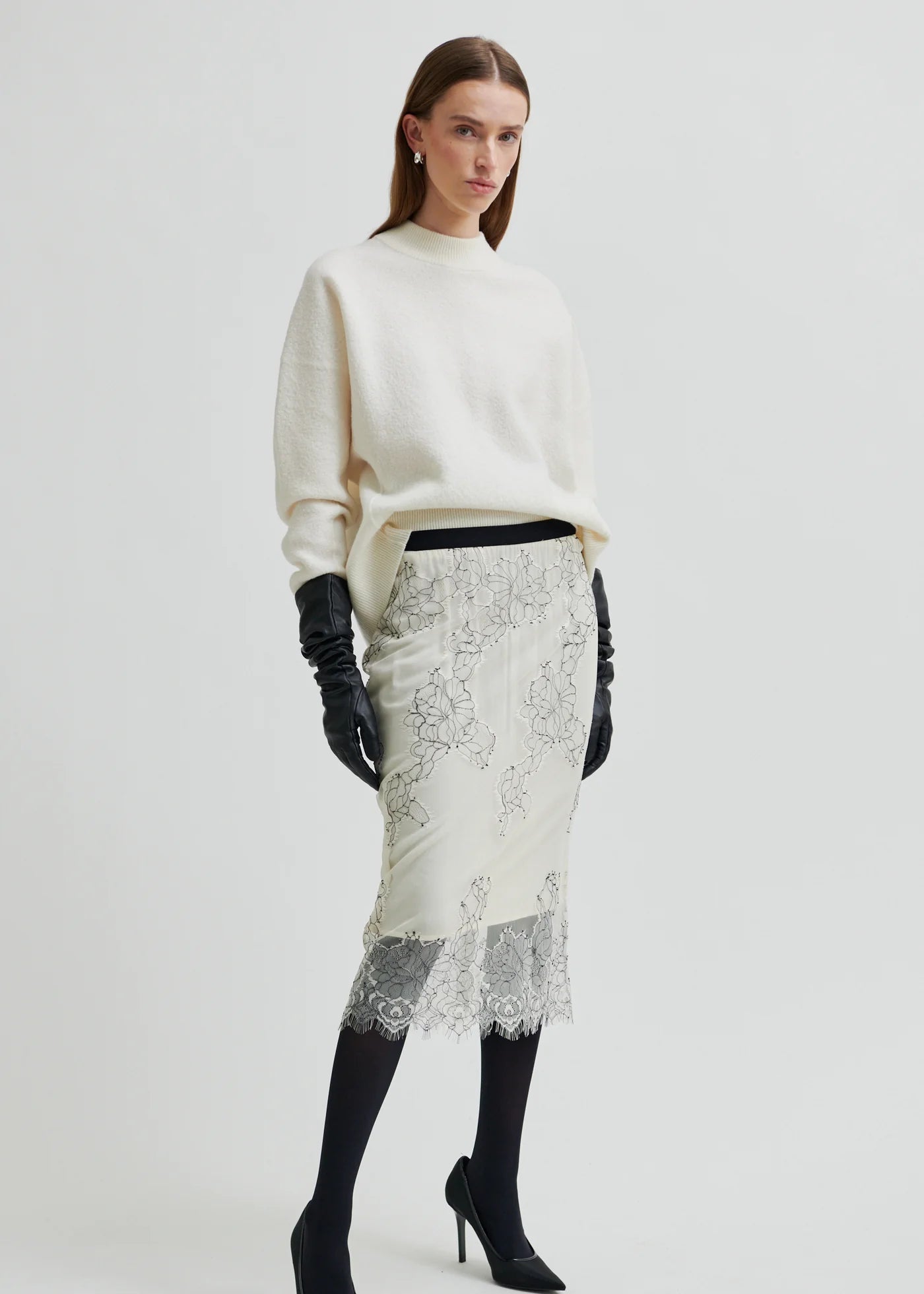 Wila Lace Skirt Tofu