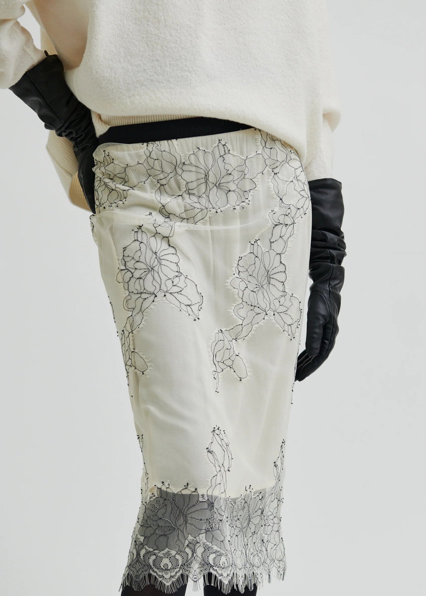 Wila Lace Skirt Tofu